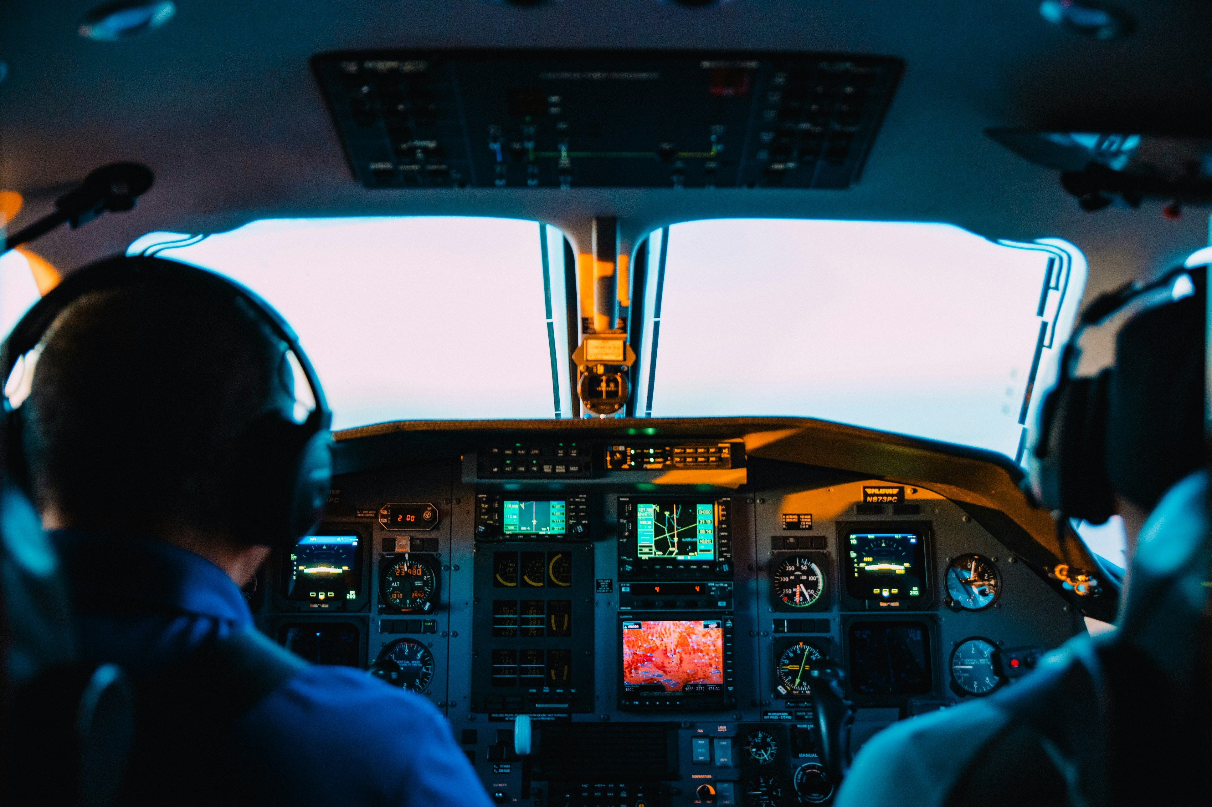 How to Become a Commercial Pilot: A Step-by-Step Guide